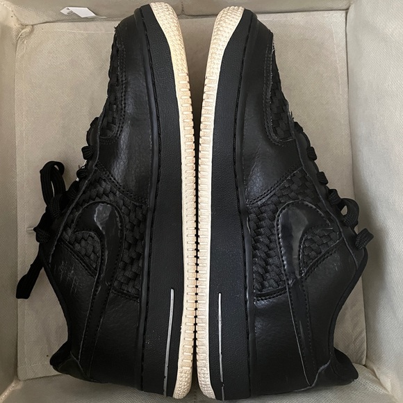 Black woven Nike Air Force LV8 sneakers - Picture 3 of 9
